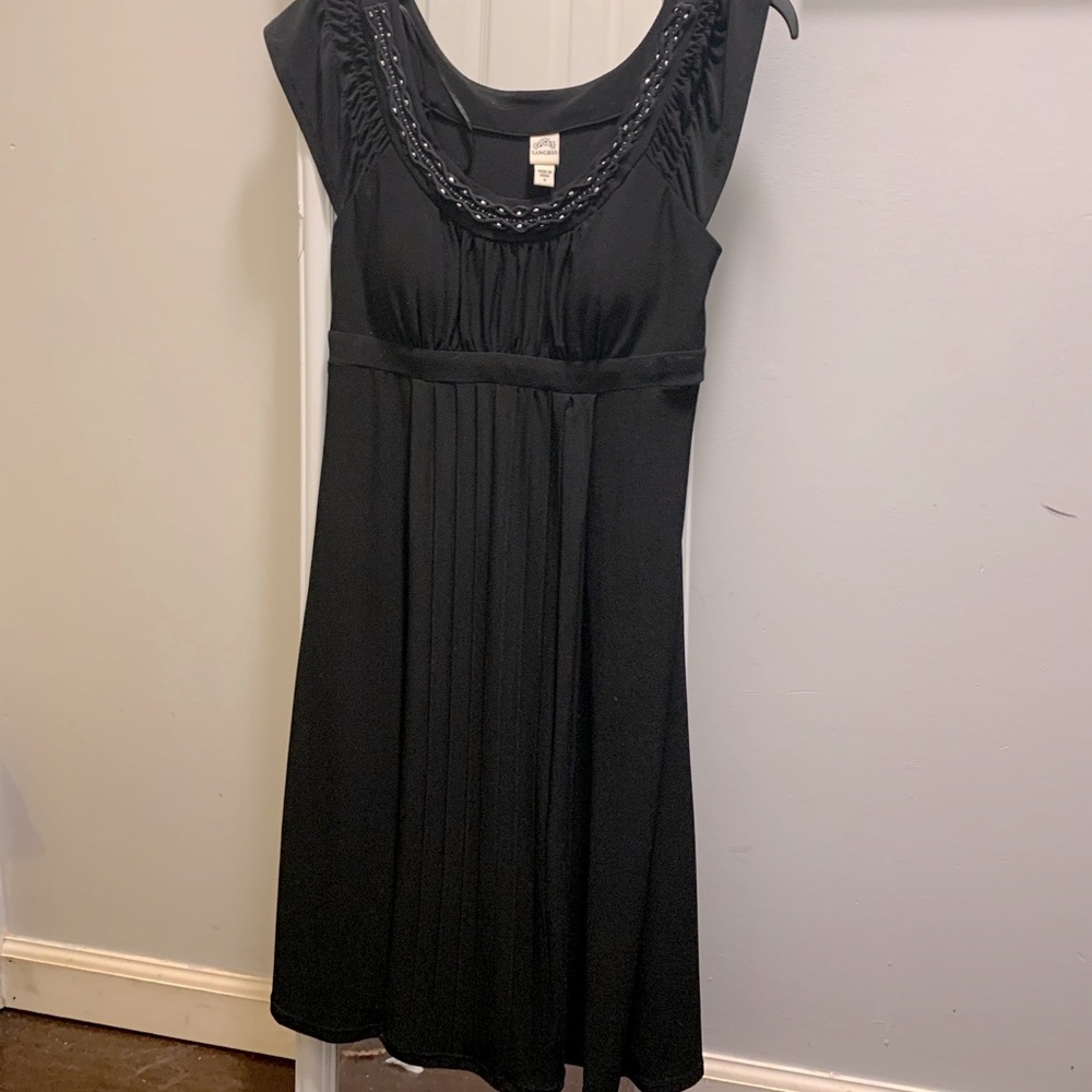Size 8 Sangria black dress with accents